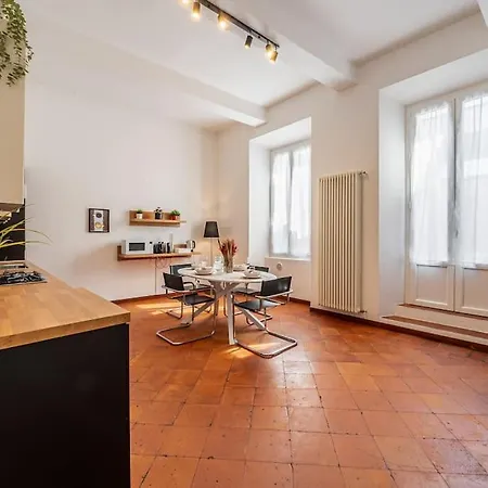 Dehor In Pieno Centro - Piazza Xx Settembre Apartmán