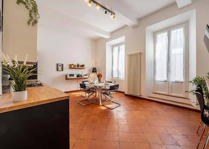 Dehor In Pieno Centro - Piazza Xx Settembre Apartament