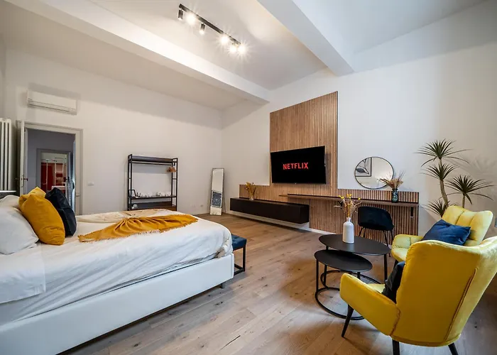 Dehor In Pieno Centro - Piazza Xx Settembre Apartament *